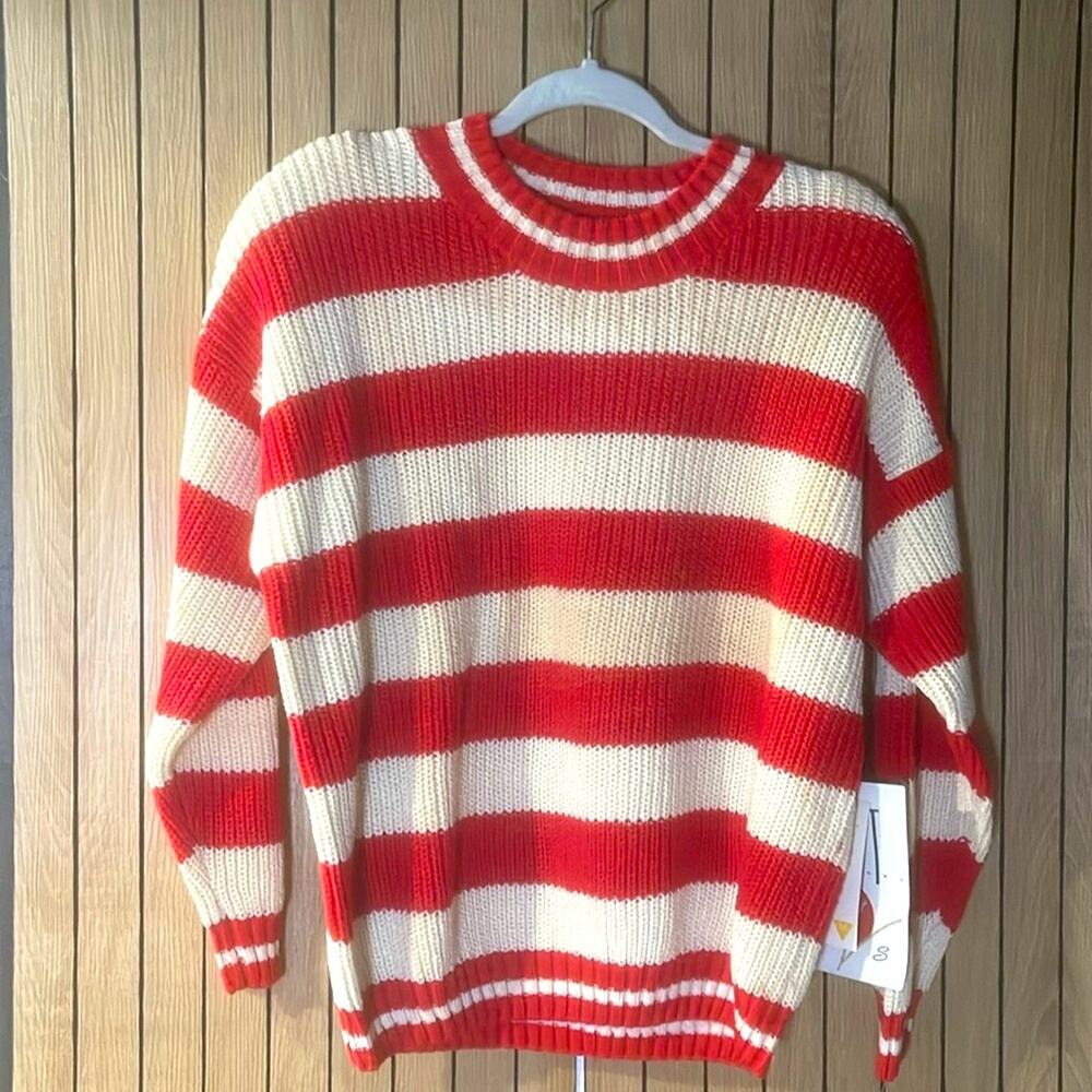 NENEW VINTAGE CHAUS SPORT Ramie/Cotton size medium Red and White Striped Sweater